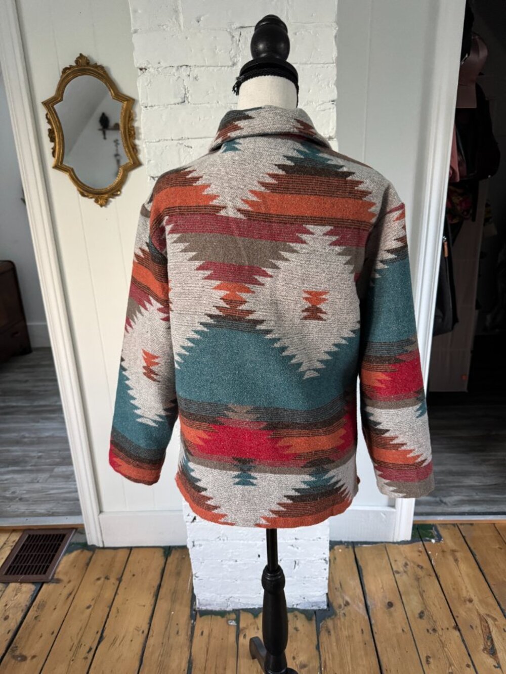 Aztec Jacket | New - Small - Picture 3 of 4